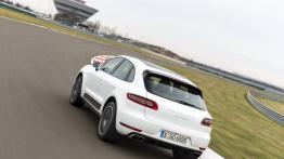 Porsche Macan Turbo (2014) - widok z tyłu