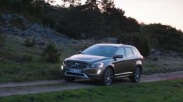 Volvo XC60 Facelifting (2014) - widok z przodu