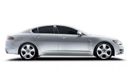 Jaguar XF - prawy bok