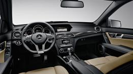 Mercedes C63 AMG 2012 kombi - pełny panel przedni