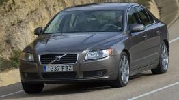 Volvo S80 - widok z przodu