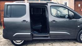 Opel Combo Life 1.5 Turbo 131 KM - galeria redakcyjna - prawy bok