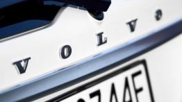 Volvo XC60 Facelifting 3.0 T6 304KM - galeria redakcyjna - emblemat