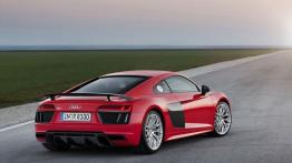 Audi R8 II V10 plus (2015) - widok z tyłu