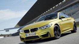 BMW M4 F82 Coupe (2014) - widok z przodu