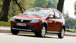 Dacia Sandero Stepway - widok z przodu