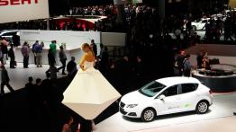 Frankfurt Motor Show 2011 na żywo - hostessy