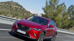 Mazda CX-3 SKYACTIV-G AWD (2015) - widok z przodu