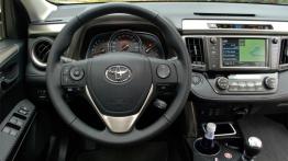 Toyota RAV4 IV - galeria redakcyjna - kokpit