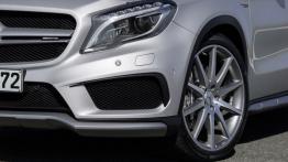 Mercedes GLA 45 AMG (2014) - zderzak przedni