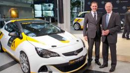 Opel Astra IV OPC Cup - oficjalna prezentacja auta