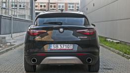 Alfa Romeo Stelvio - rodzinny bolid