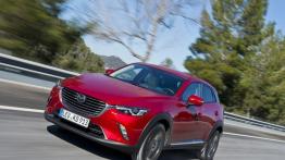 Mazda CX-3 SKYACTIV-G AWD (2015) - widok z przodu