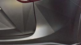 Mazda CX-5 Urban Concept - prawy tylny reflektor - włączony