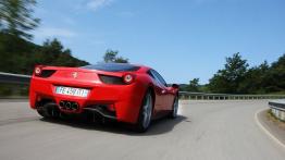 Ferrari 458 Italia - widok z tyłu