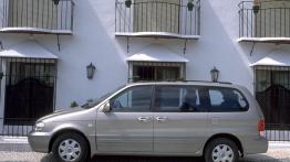 Kia Carnival - lewy bok