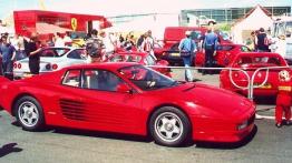 Ferrari Testarossa - prawy bok