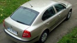 Skoda Octavia II 1.6 Ambiente - galeria redakcyjna - widok z góry