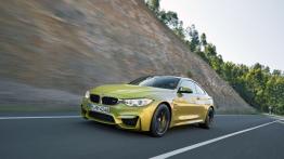 BMW M4 F82 Coupe (2014) - widok z przodu