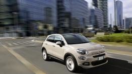 Fiat 500X Lounge (2015) - prawy bok