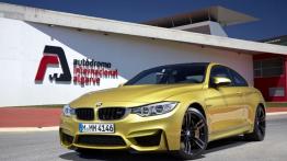 BMW M4 F82 Coupe (2014) - widok z przodu