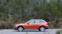 BMW X1 Facelifting - lewy bok