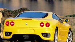 Ferrari 360 Modena - widok z tyłu