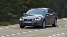 Volvo S80 - widok z przodu