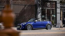 MINI Cooper S Convertible (2018) - lewy bok