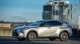 Lexus NX 300h F-Sport (2015) w Seattle - lewy bok