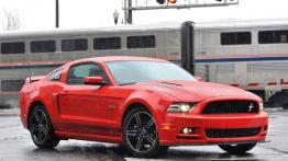 Ford Mustang 2013 - prawy bok