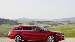 Mercedes CLS Shooting Brake - prawy bok