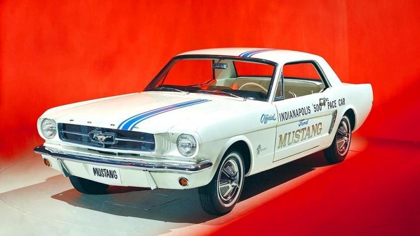 Ford Mustang I Cabrio 4.7 V8 195KM 143kW 1966-1968