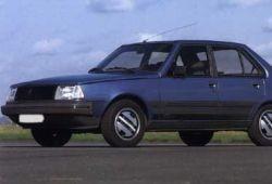 Renault 18 Sedan 2.2 i 103KM 76kW 1984-1986