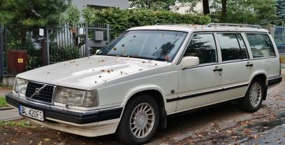 Volvo 740 Kombi 2.0 107KM 79kW 1985-1990