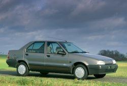 Renault 19 I Sedan 1.4 KAT 58KM 43kW 1989-1992