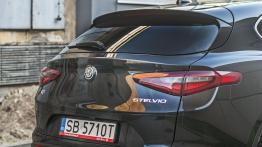 Alfa Romeo Stelvio - rodzinny bolid