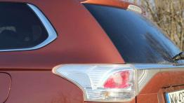 Mitsubishi Outlander 2.2 DI-D - zyskuje przy bliższym poznaniu