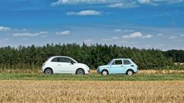 Fiat 126p & Nowy Fiat 500 - galeria redakcyjna - bok - inne ujęcie