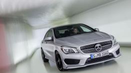 Mercedes CLA 250 Edition 1 (C117) 2012 - widok z przodu