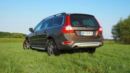 Volvo XC70 II Kombi 2.4 D5 215KM - galeria redakcyjna - widok z tyłu