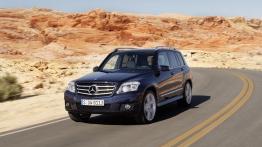 Mercedes GLK - widok z przodu