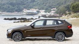 BMW X1 - lewy bok