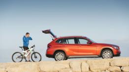 BMW X1 Facelifting - prawy bok