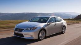 Lexus ES 300h (2013) - lewy bok