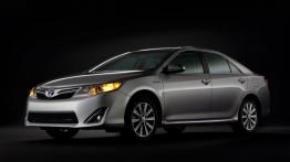 Toyota Camry Hybrid 2012 - widok z przodu