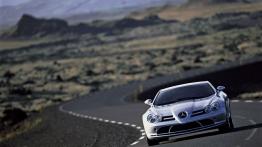 Mercedes Klasa SLR - widok z przodu