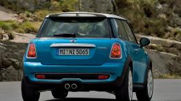 Mini Cooper S 2007 - widok z tyłu