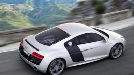 Audi R8 - stuknięty profesor po kuracji odmładzającej