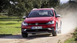 Volkswagen Golf VII Alltrack (2015) - widok z przodu